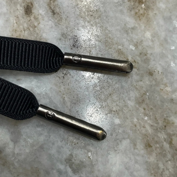 Lululemon On the Fly 7/8 Black Woven Pants Size 4 Office Casual Travel 27" - Picture 11 of 16